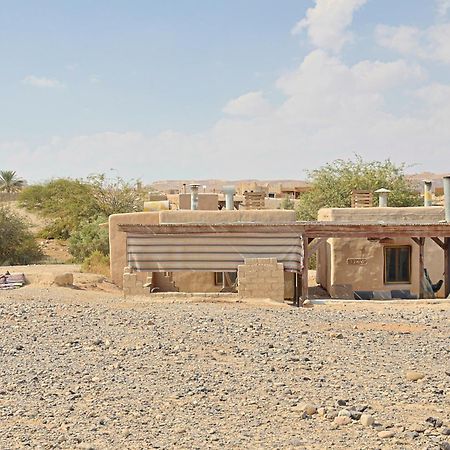 Desert Days Mud Cabin'S Resort Tzukim 外观 照片