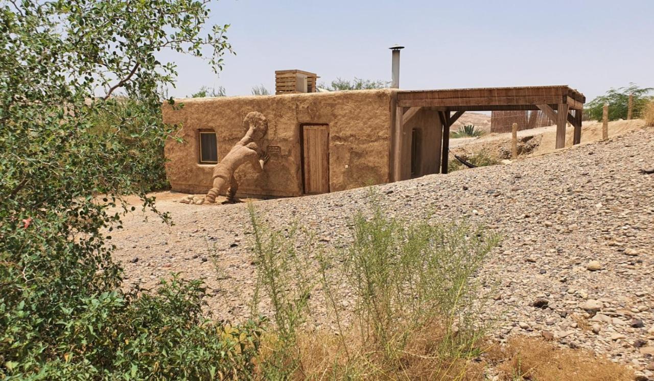 Desert Days Mud Cabin'S Resort Tzukim 外观 照片