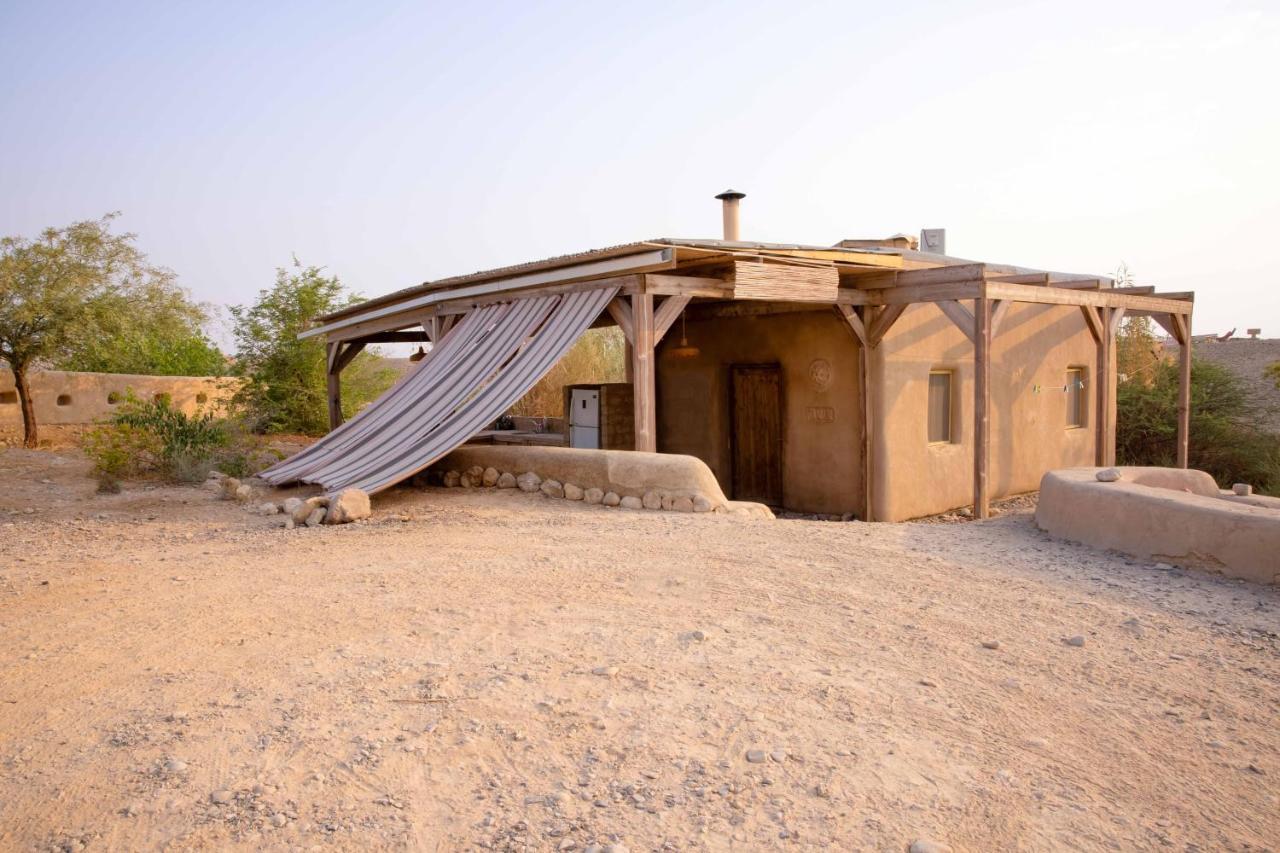 Desert Days Mud Cabin'S Resort Tzukim 外观 照片