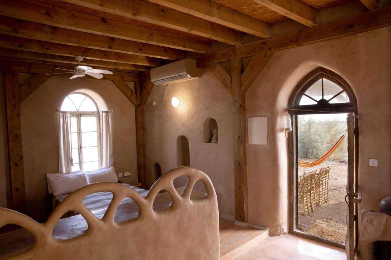 Desert Days Mud Cabin'S Resort Tzukim 外观 照片