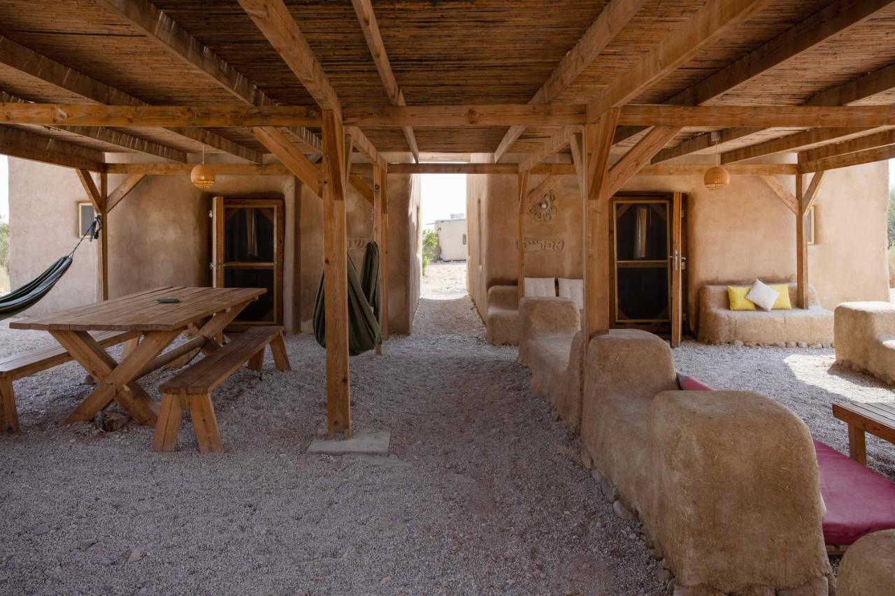 Desert Days Mud Cabin'S Resort Tzukim 外观 照片