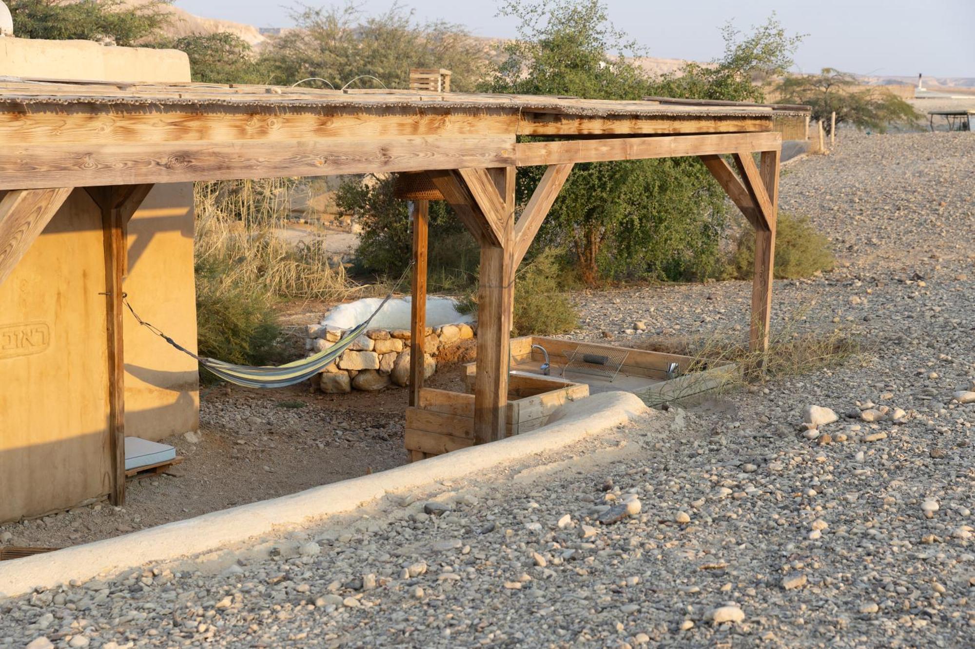Desert Days Mud Cabin'S Resort Tzukim 外观 照片
