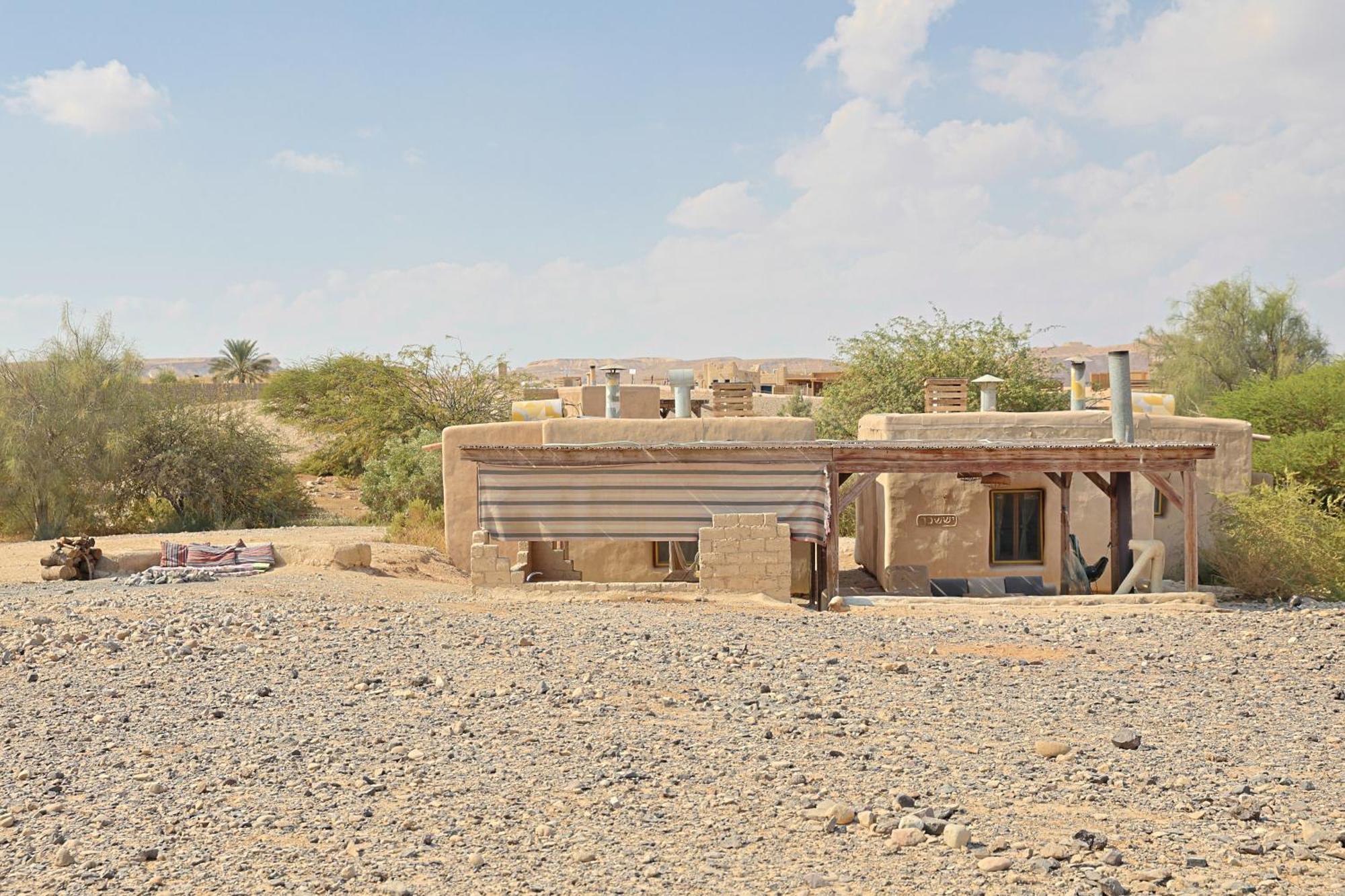 Desert Days Mud Cabin'S Resort Tzukim 外观 照片