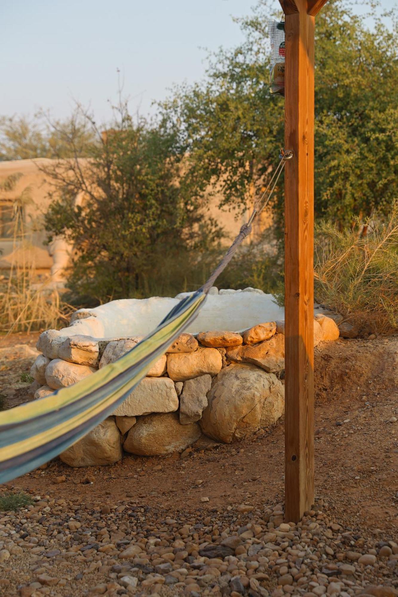 Desert Days Mud Cabin'S Resort Tzukim 外观 照片