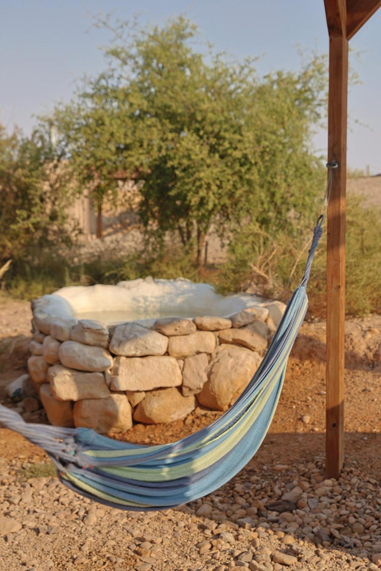 Desert Days Mud Cabin'S Resort Tzukim 外观 照片