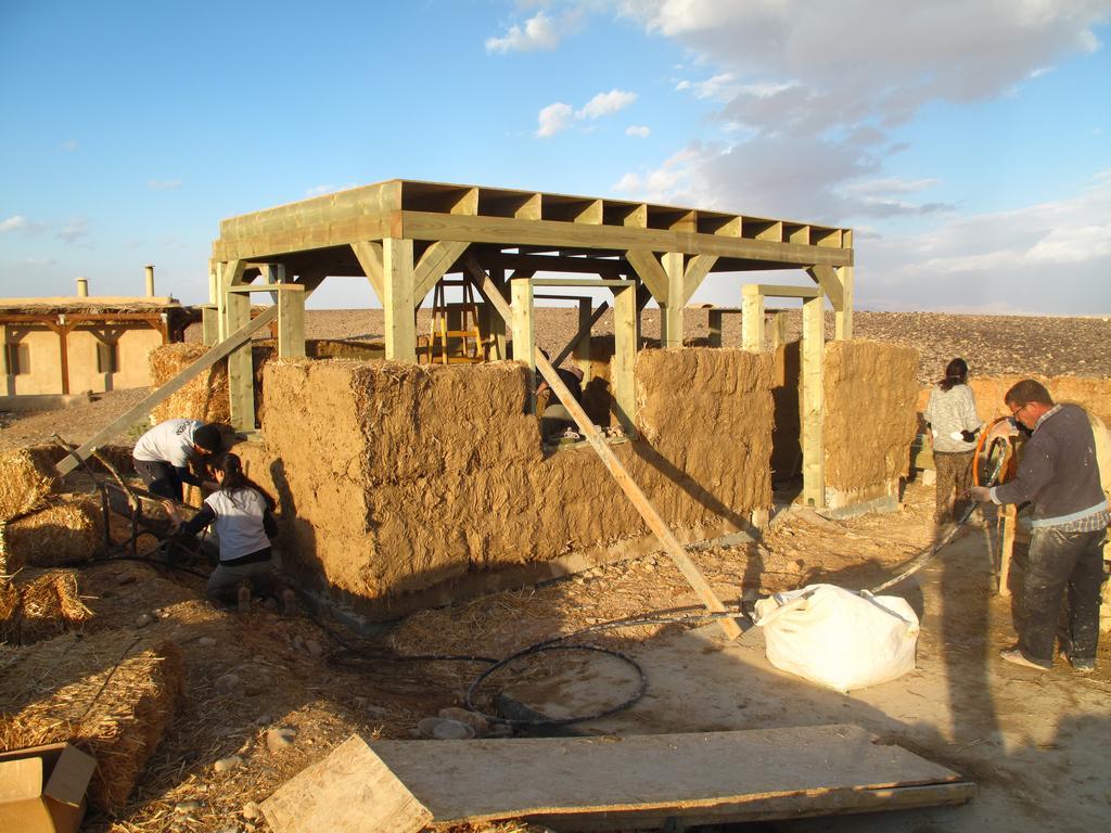 Desert Days Mud Cabin'S Resort Tzukim 外观 照片