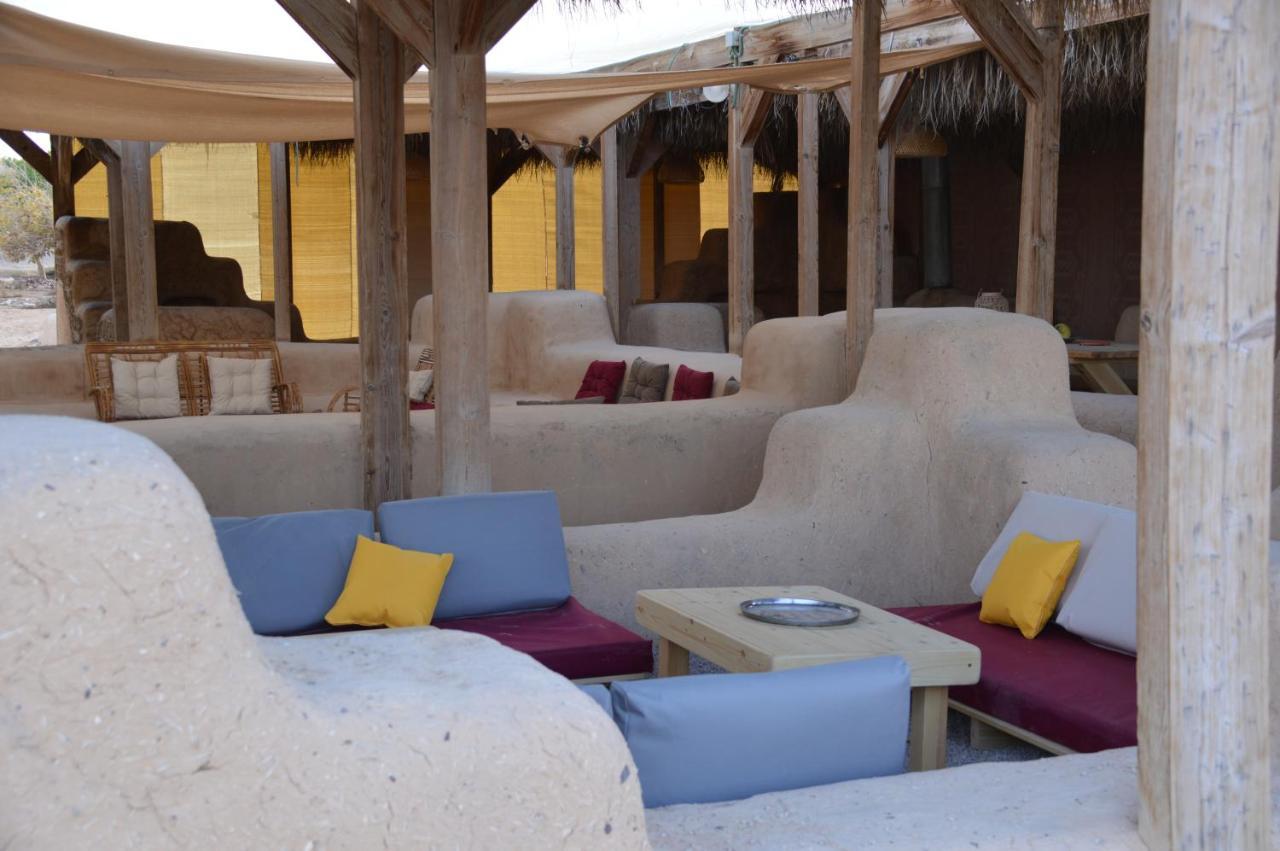 Desert Days Mud Cabin'S Resort Tzukim 外观 照片